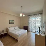Belleview 5 *