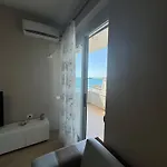 شقة Belleview 5 *